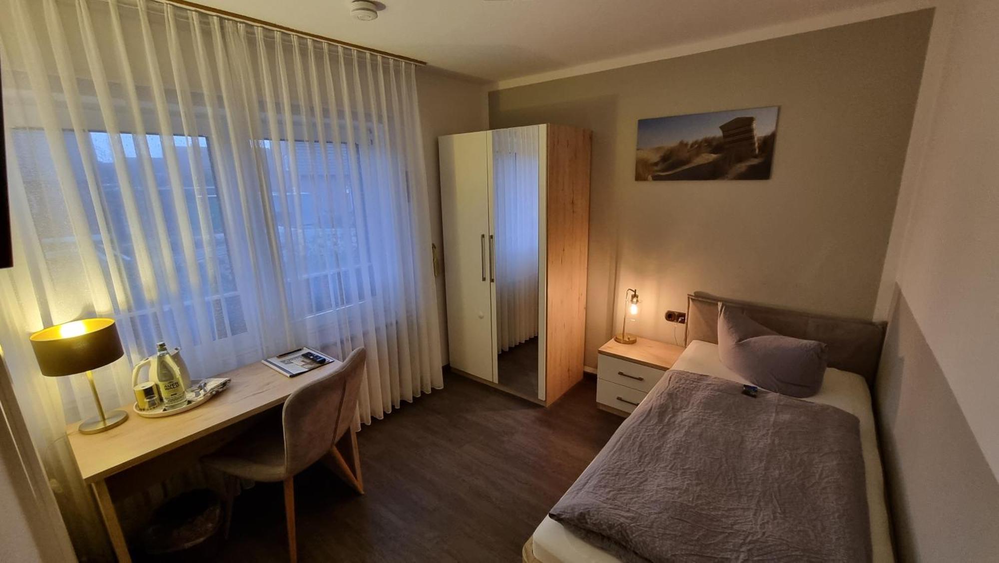 בורקום Hotel Pension Loose מראה חיצוני תמונה