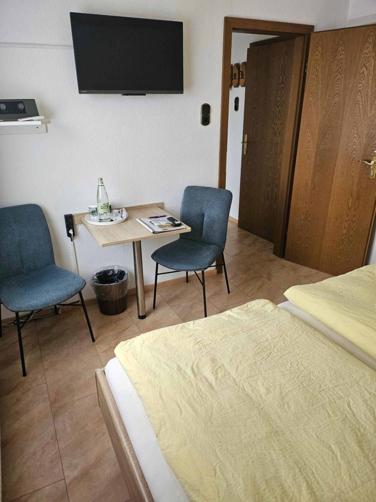 בורקום Hotel Pension Loose מראה חיצוני תמונה